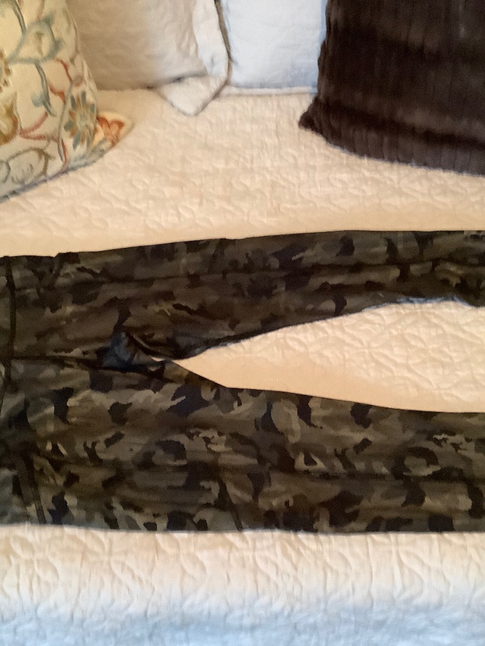 Alexo Athletica full length leggings size small
